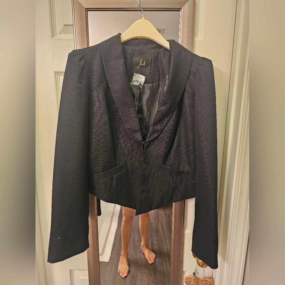 Tuxedo jacket - waist length